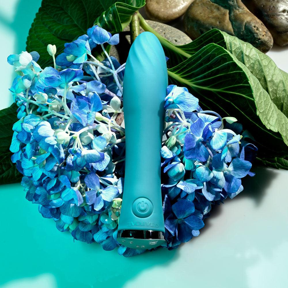 Evolved ULTRA WAVE - Blue 13 cm USB Rechargeable Mini Vibrator - EN-RS-3076-2