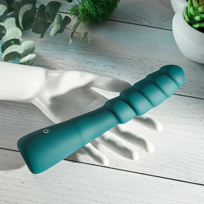 Gender X SCORPION - Green 21.2 cm USB Rechargeable Vibrator - GX-RS-3793-2