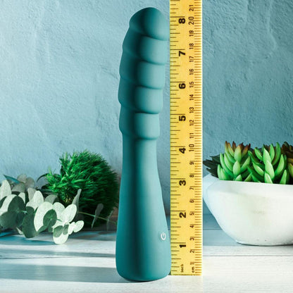 Gender X SCORPION - Green 21.2 cm USB Rechargeable Vibrator - GX-RS-3793-2