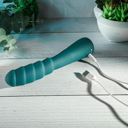 Gender X SCORPION - Green 21.2 cm USB Rechargeable Vibrator - GX-RS-3793-2