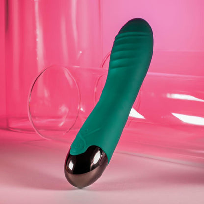 Gender X PIROUETTE - Green 20.6 cm USB Rechargeable Vibrator - GX-RS-5056-2