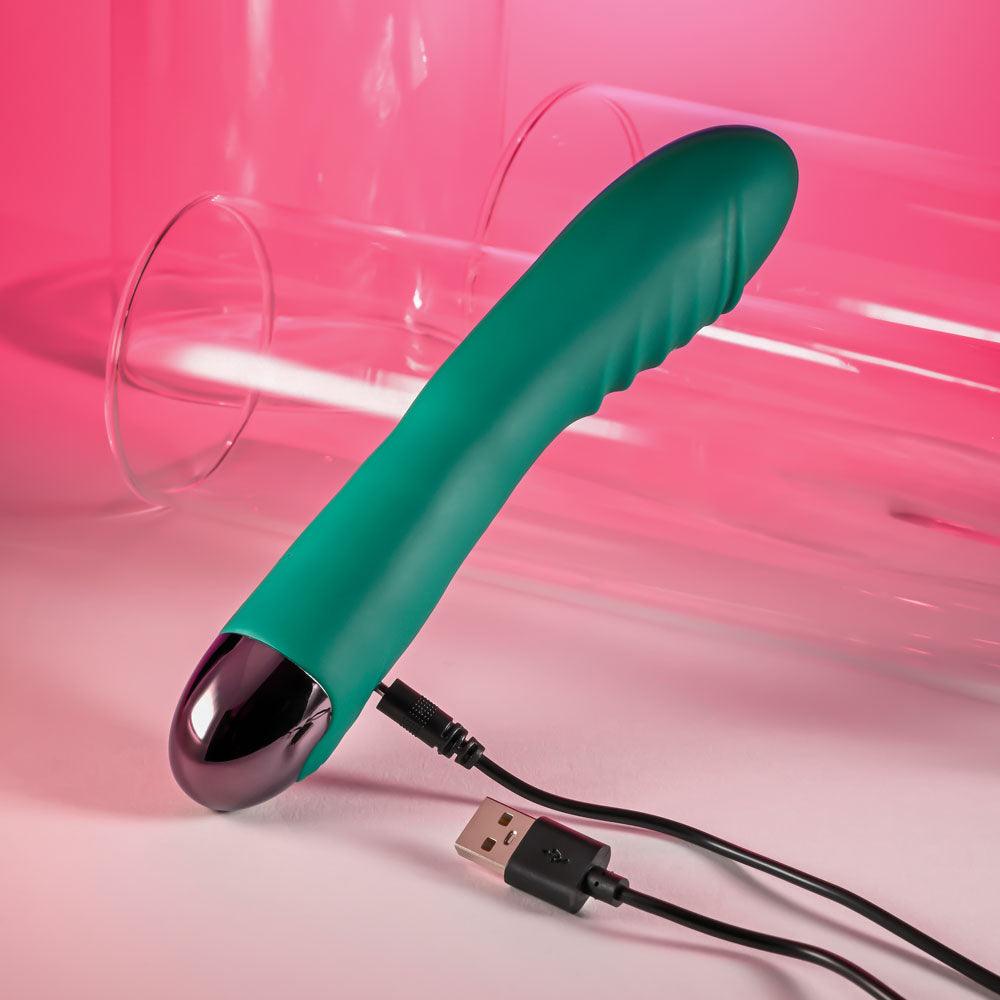 Gender X PIROUETTE - Green 20.6 cm USB Rechargeable Vibrator - GX-RS-5056-2