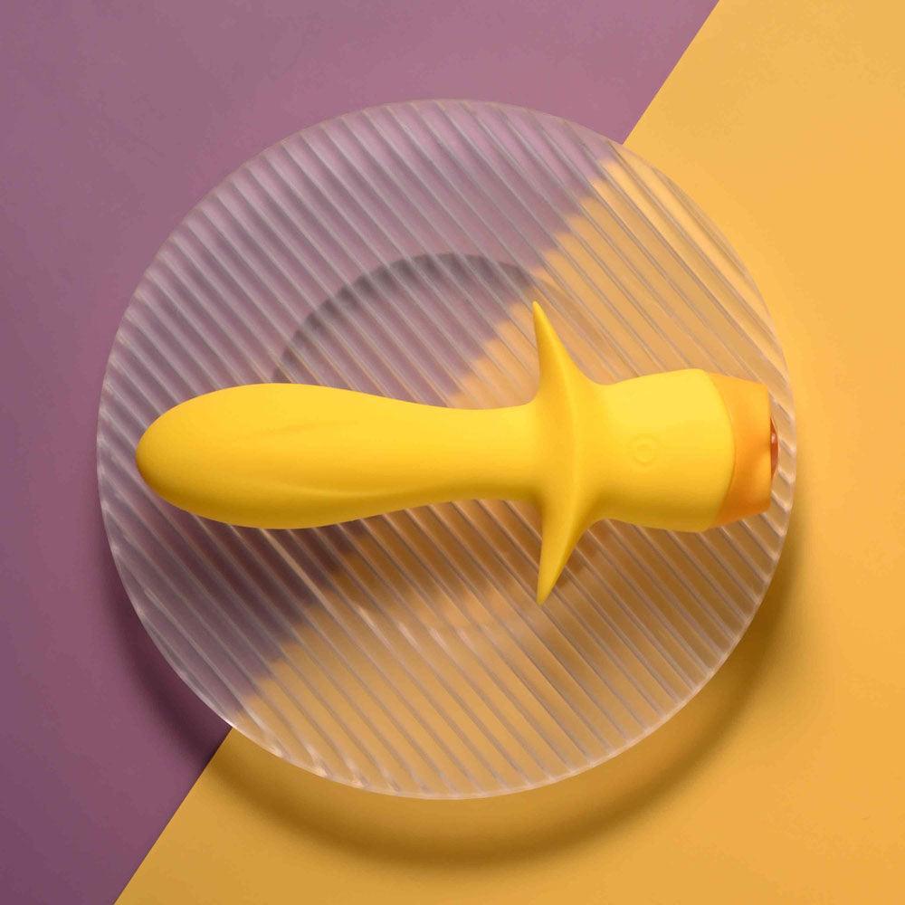 Selopa MELLOW YELLOW - Yellow 13.5 cm USB Rechargeable Vibrating Anal Plug - SL-RS-5421-2