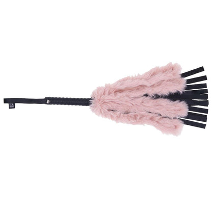 Sex & Mischief Brat Faux Fur Flogger - Black 50 cm Whip with Pink Faux Feather - SS09848